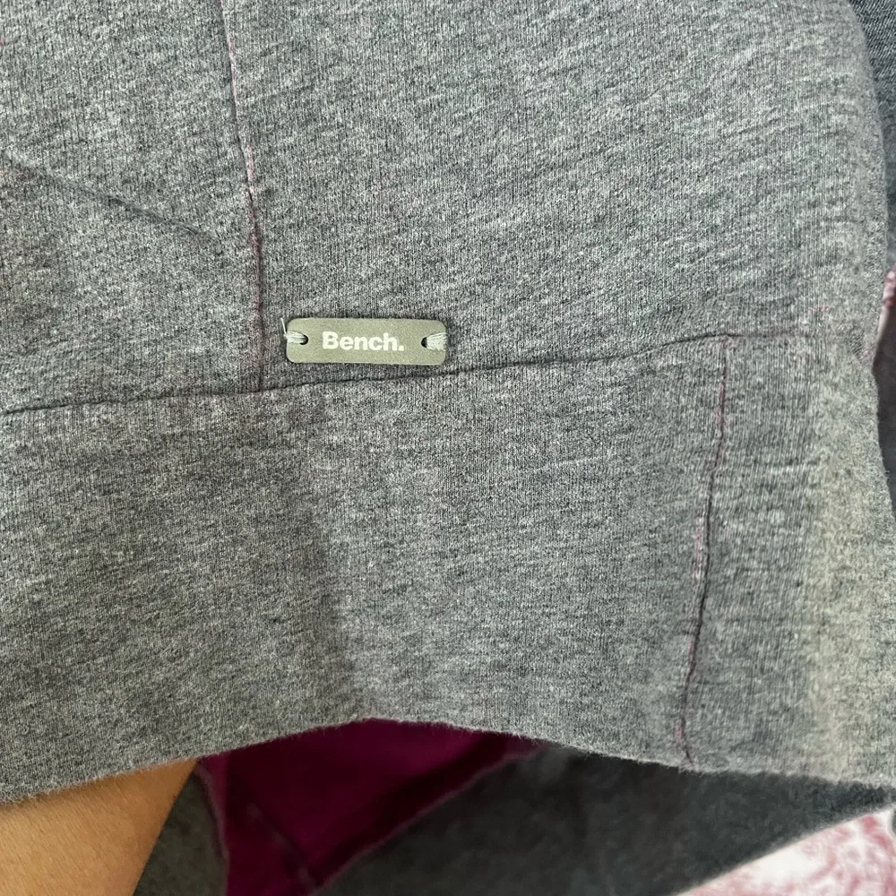 Bench Gray Sweatshirt with Magenta Interior - Picture 4 of 14